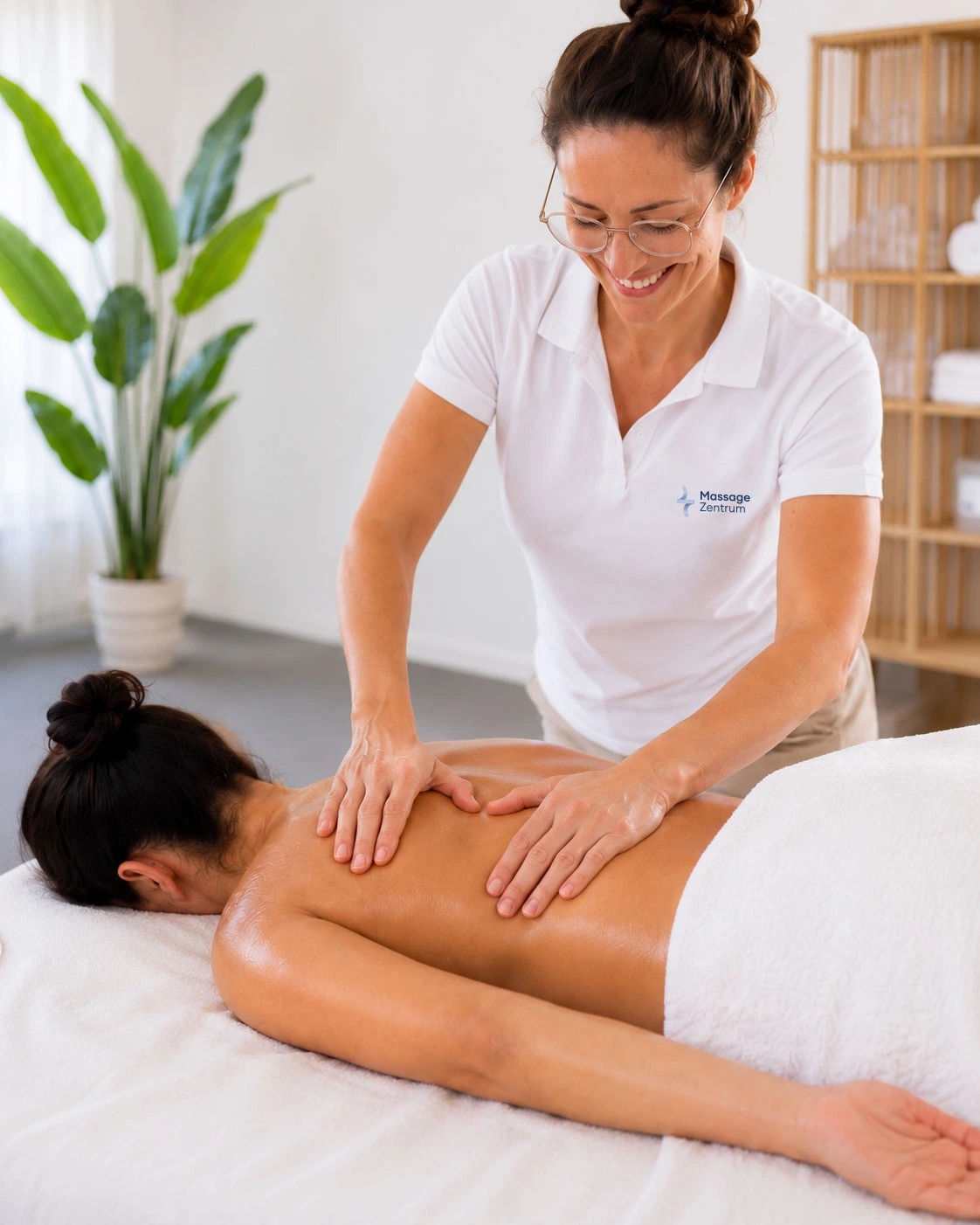 Therapeutische Massage bei Ihrem Massage Zentrum Opfikon